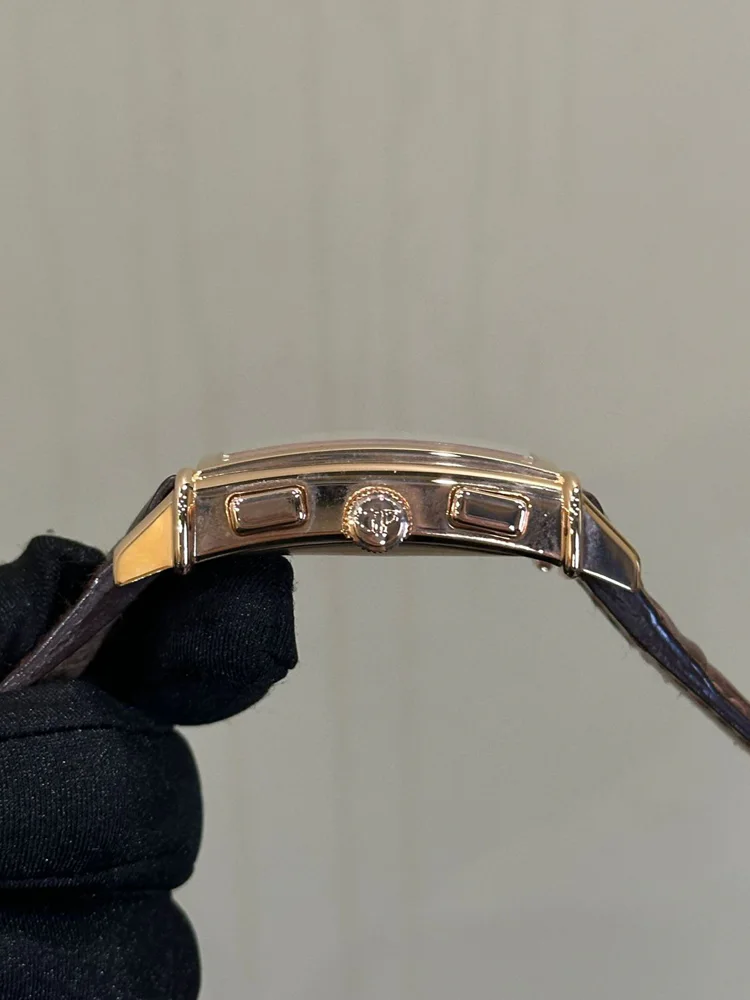 Girard Perregaux Vintage 1945 25840